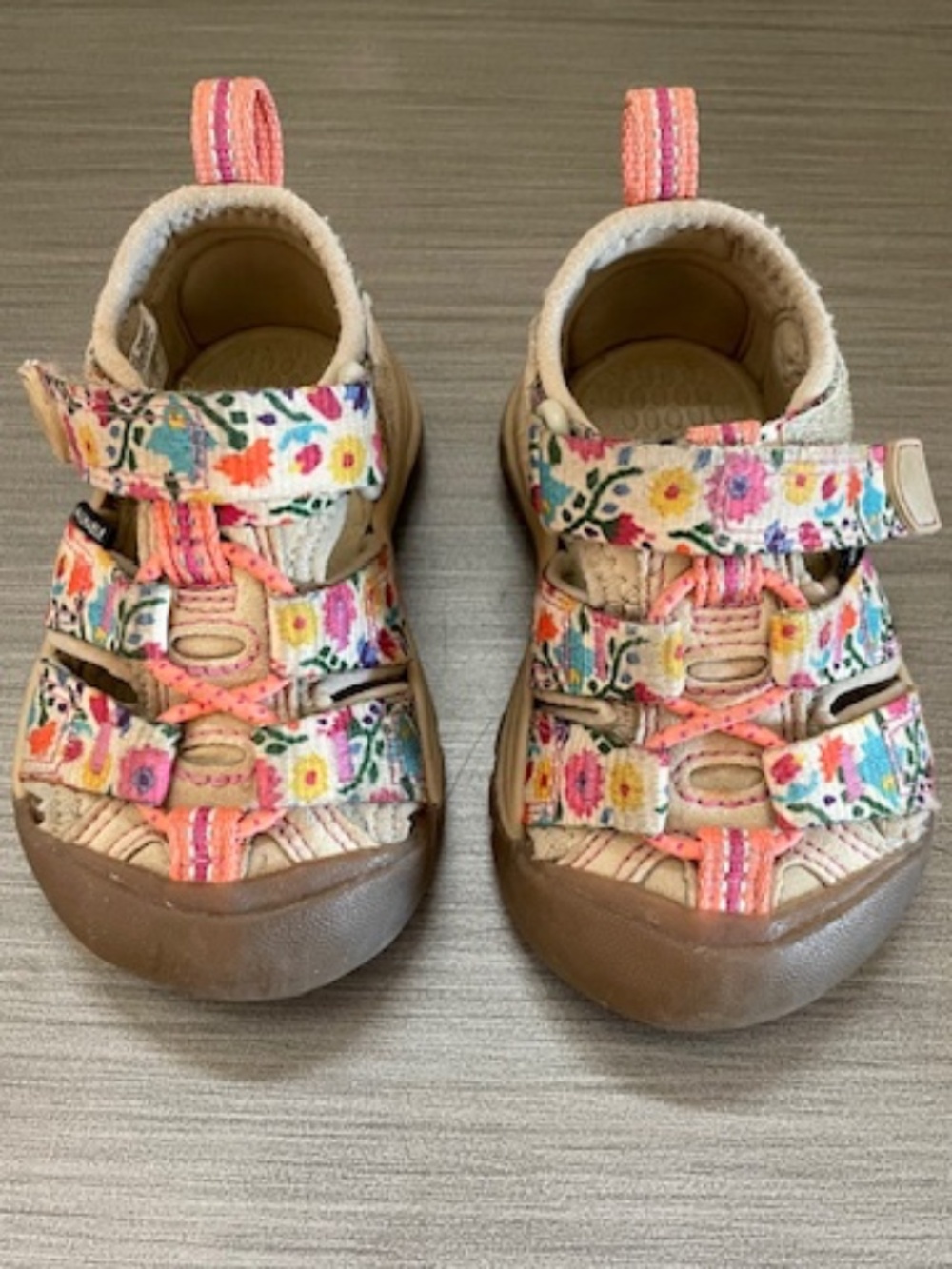 Keen toddler Newport H2 floral sandal - size 4